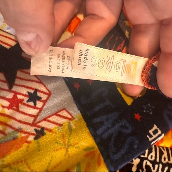 Lularoe TC 4th of July leggings - Picture 2 of 2